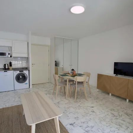 Beautiful With Sea View / 21 * בוסוליי