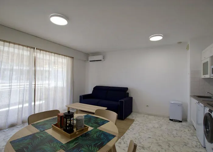 Beautiful With Sea View / 21 *